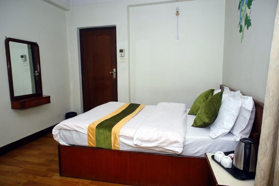 Bouddha Green Hotel Catmandu Exterior foto